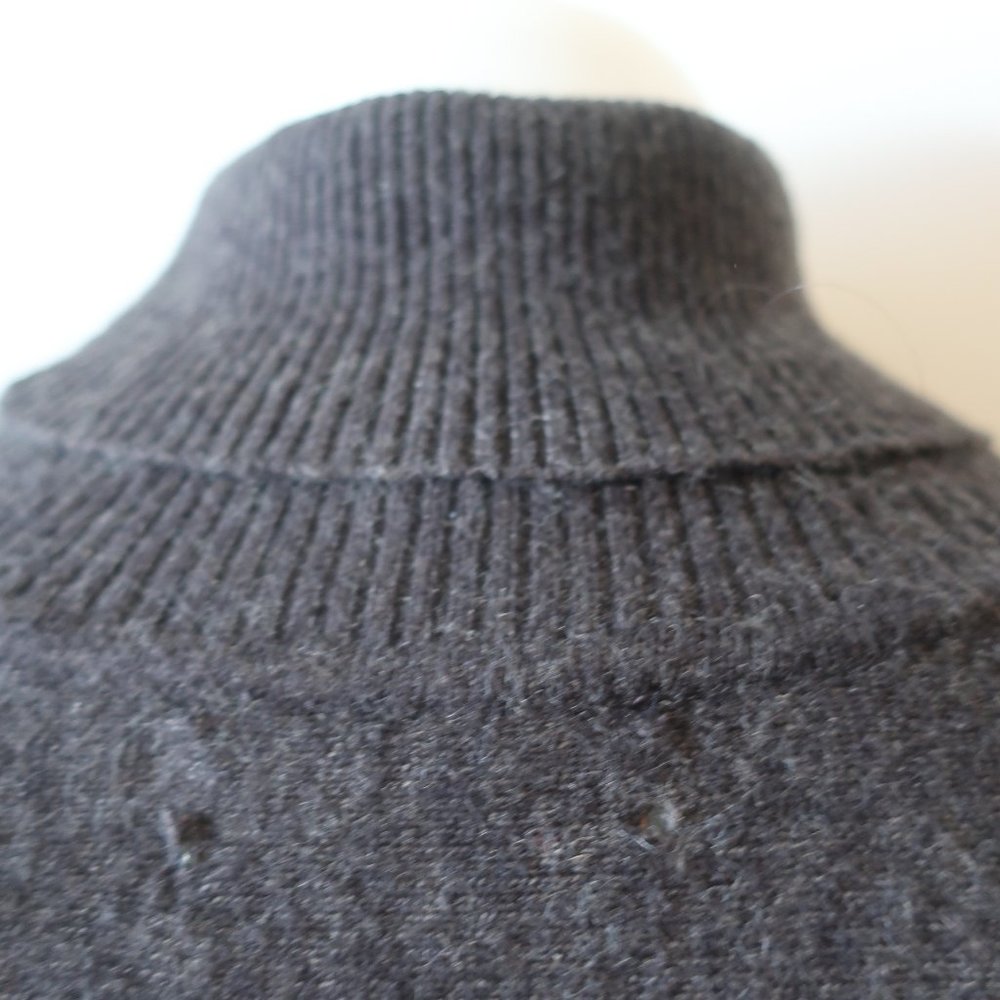Alm Gray Turtleneck Sweater Sz M* View 6
